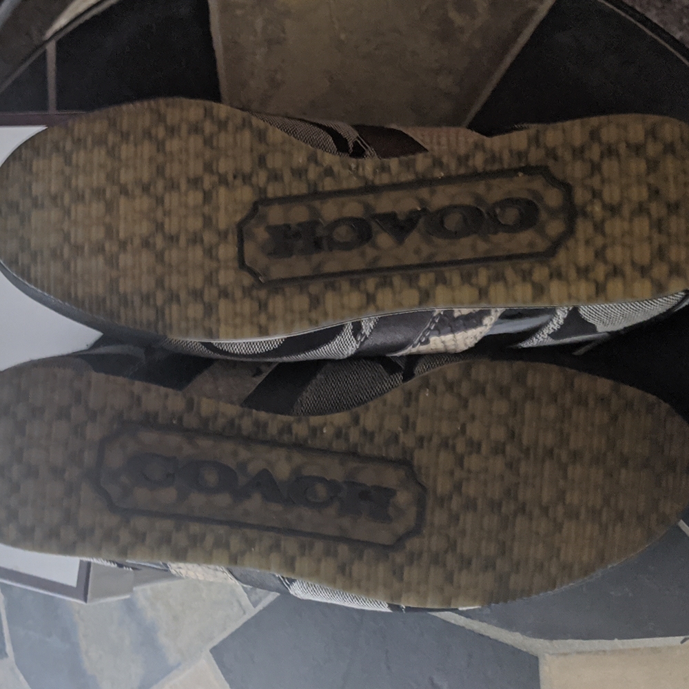 Shoes - Picture 3 of 5